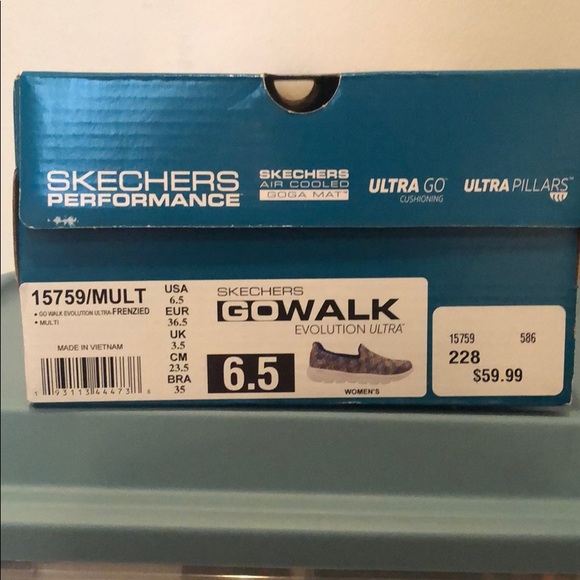 Sketchers Go Walk Shoes - Picture 7 of 7